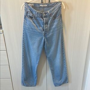 Levi’s Ribcage Straight